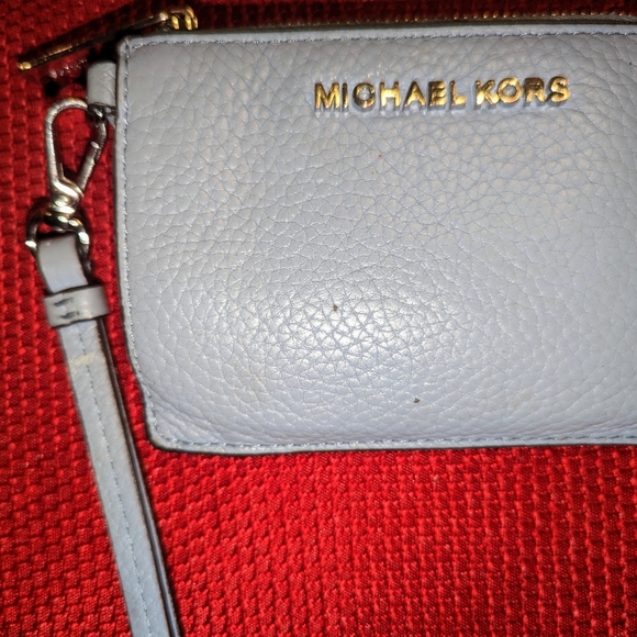 Michael Kors light blue wristlet - Picture 8 of 11